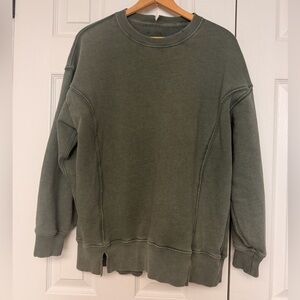 ✨ Aerie Oversized Distressed Pullover Sweatshirt– Size XS Deep Olive Color